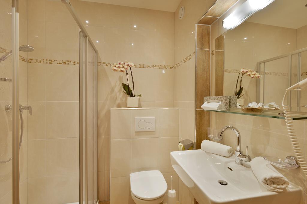 Hotel Garni Jennewein Mayrhofen Δωμάτιο φωτογραφία
