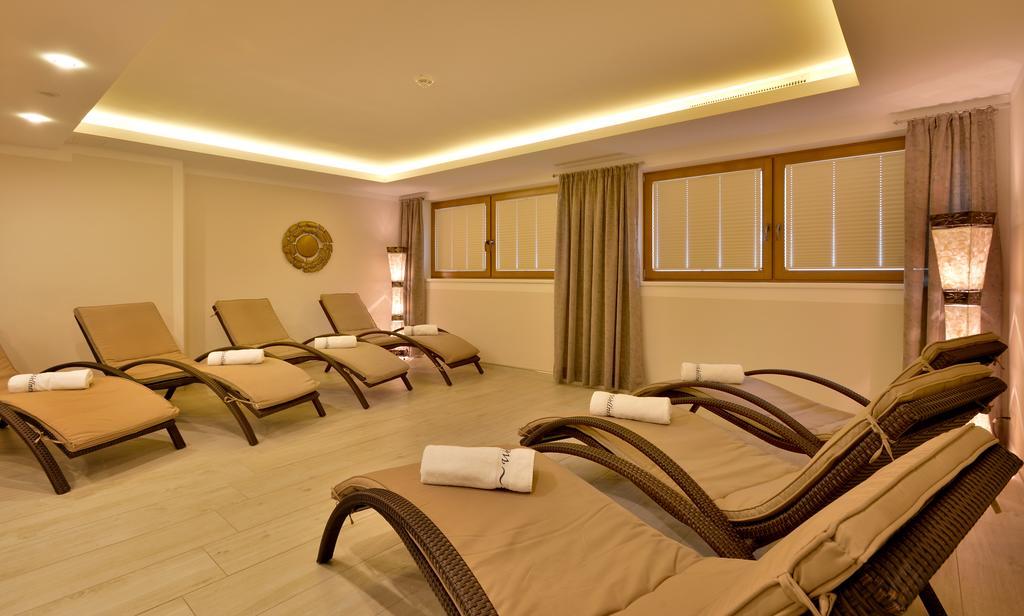 Hotel Garni Jennewein Mayrhofen Εξωτερικό φωτογραφία