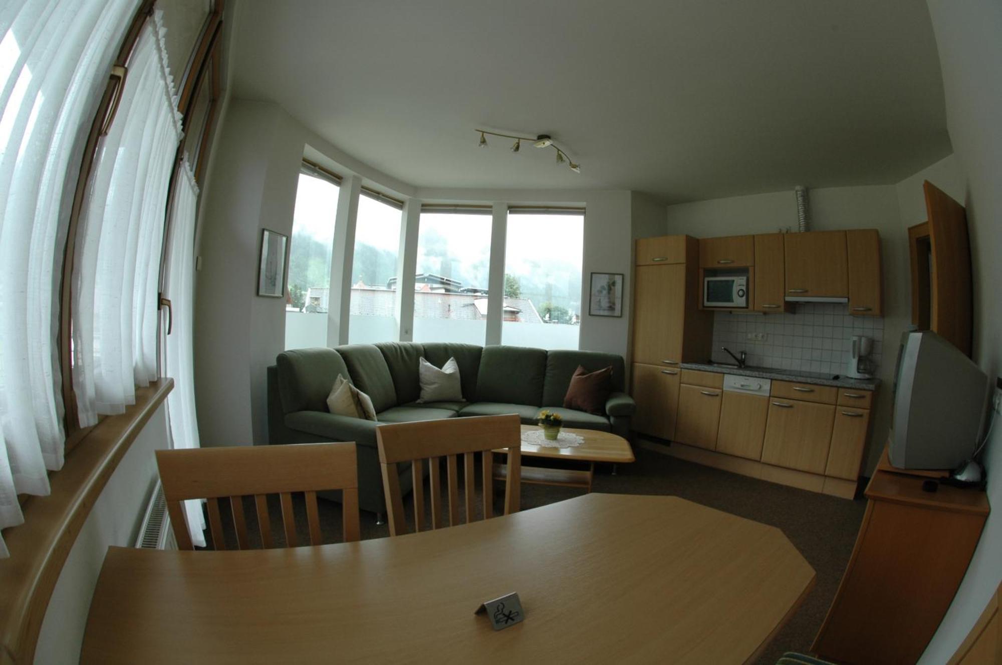 Hotel Garni Jennewein Mayrhofen Δωμάτιο φωτογραφία
